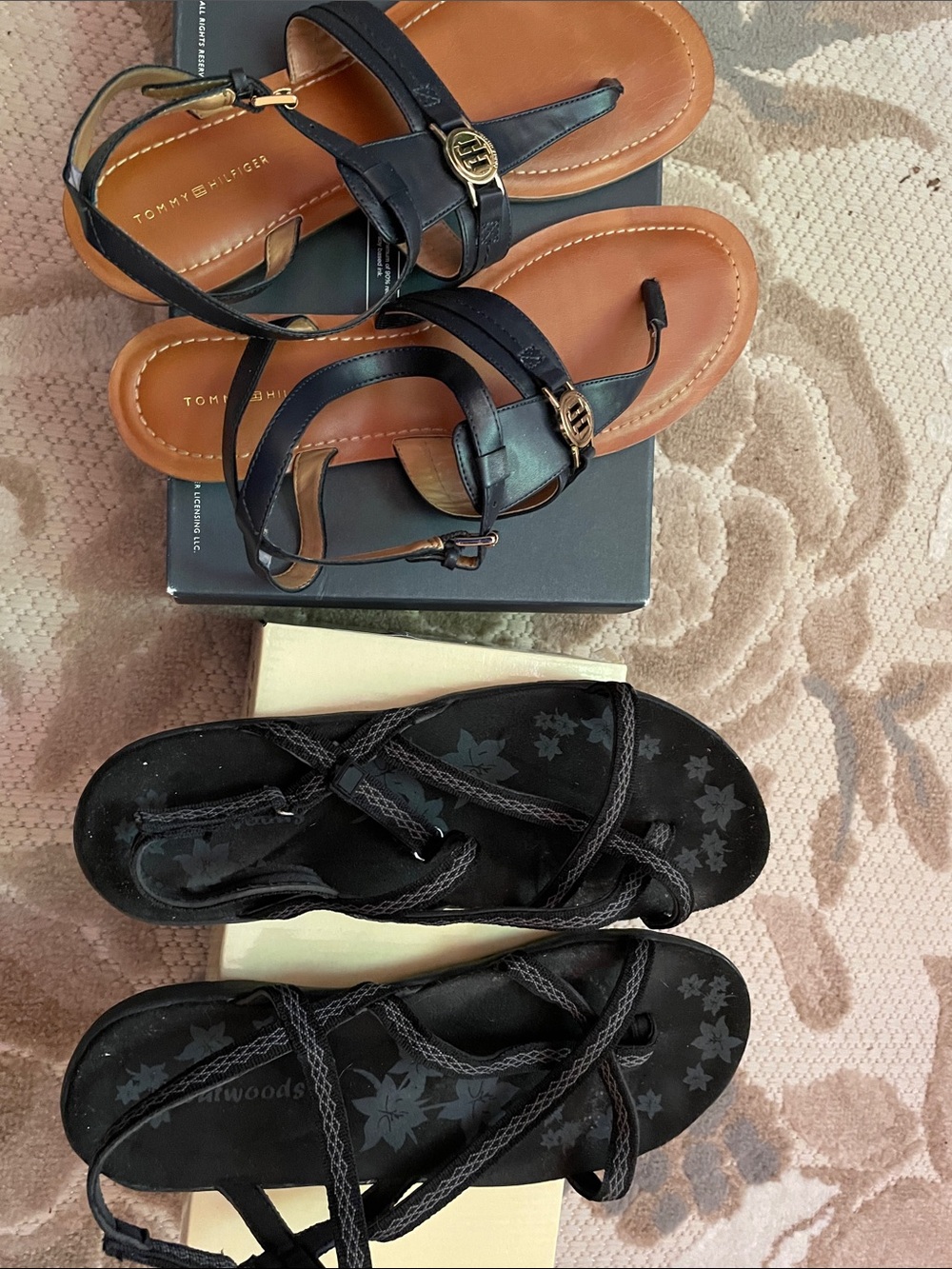 Tommy Hilfiger Black Leather T-Strap Sandals with Gold Logo